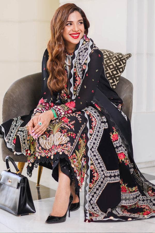 img_elan_lawn_22_awwal_boutique