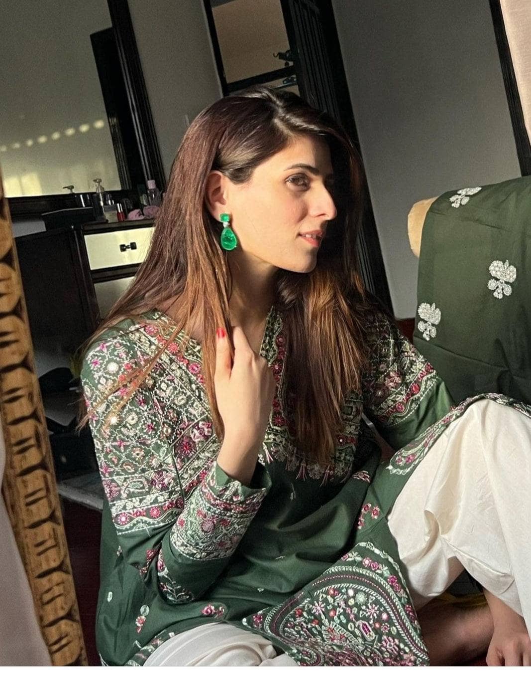 img_elan_lawn_22_awwal_boutique