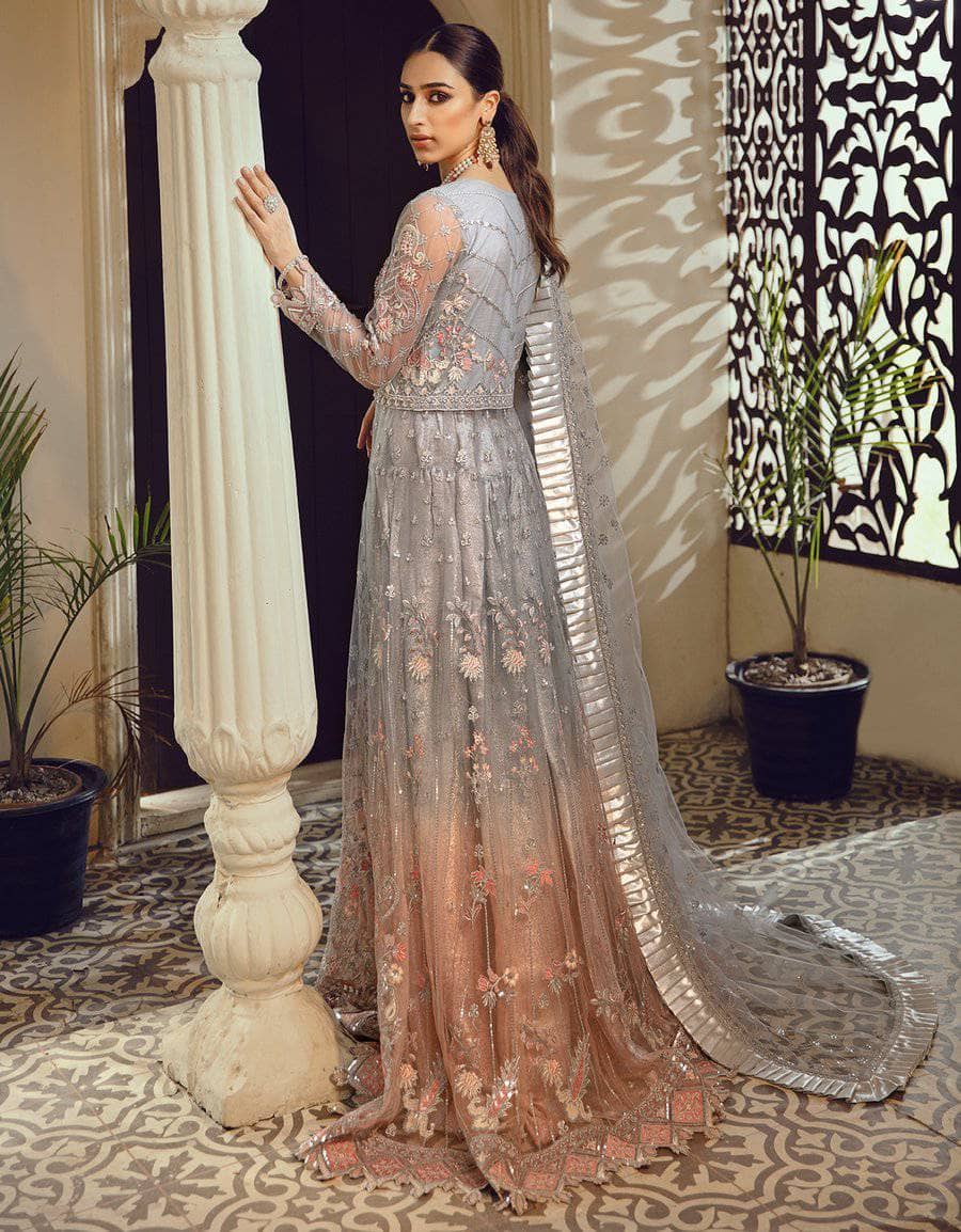 img_emaan_adeel_belle_robe_wedding_edition_awwal_boutique