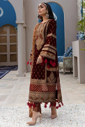 img_emaan_adeel_velvet_awwal_boutique