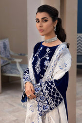 img_emaan_adeel_velvet_awwal_boutique