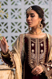 img_emaan_adeel_velvet_awwal_boutique