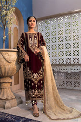 img_emaan_adeel_velvet_awwal_boutique