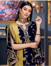 img_emaan_adeel_velvet_collection_awwal_boutique