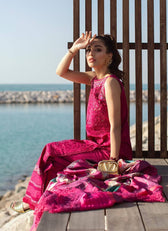 img_farah_talib_aziz_lawn_22_awwal_boutique