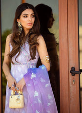img_farah_talib_aziz_lawn_22_awwal_boutique_awwal_boutique