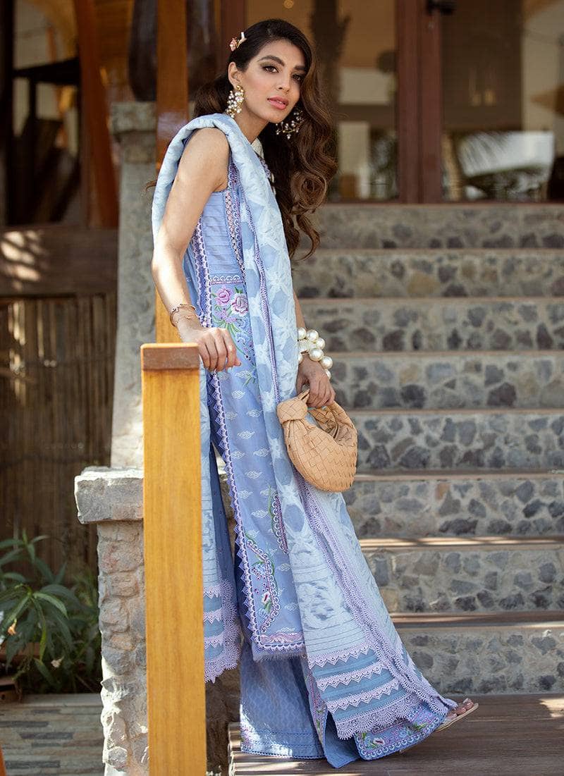 img_farah_talib_aziz_lawn_22_awwal_boutique