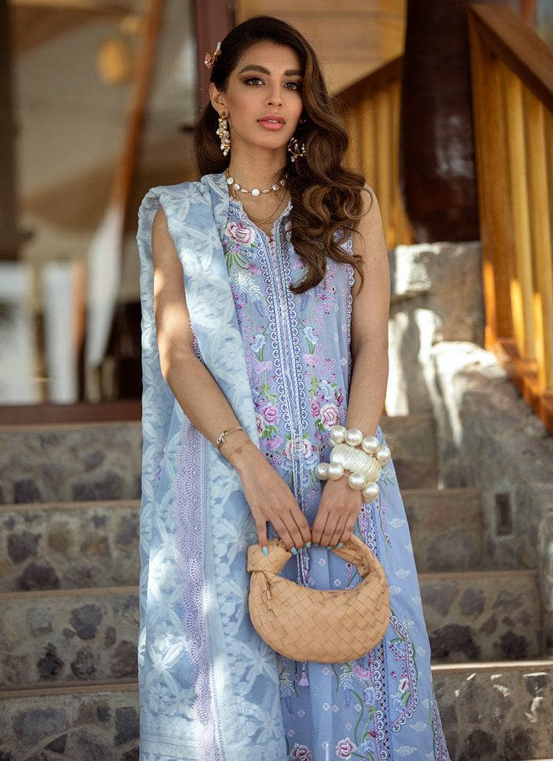 img_farah_talib_aziz_lawn_22_awwal_boutique
