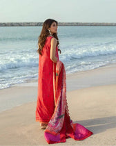 img_farah_talib_aziz_lawn_22_awwal_boutique_awwal_boutique