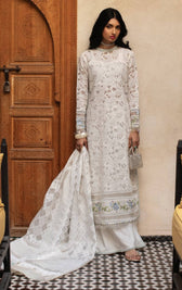 img_farah_talib_aziz_lawn_23_awwal_boutique