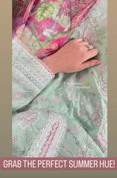 img_farah_talib_aziz_lawn_23_awwal_boutique