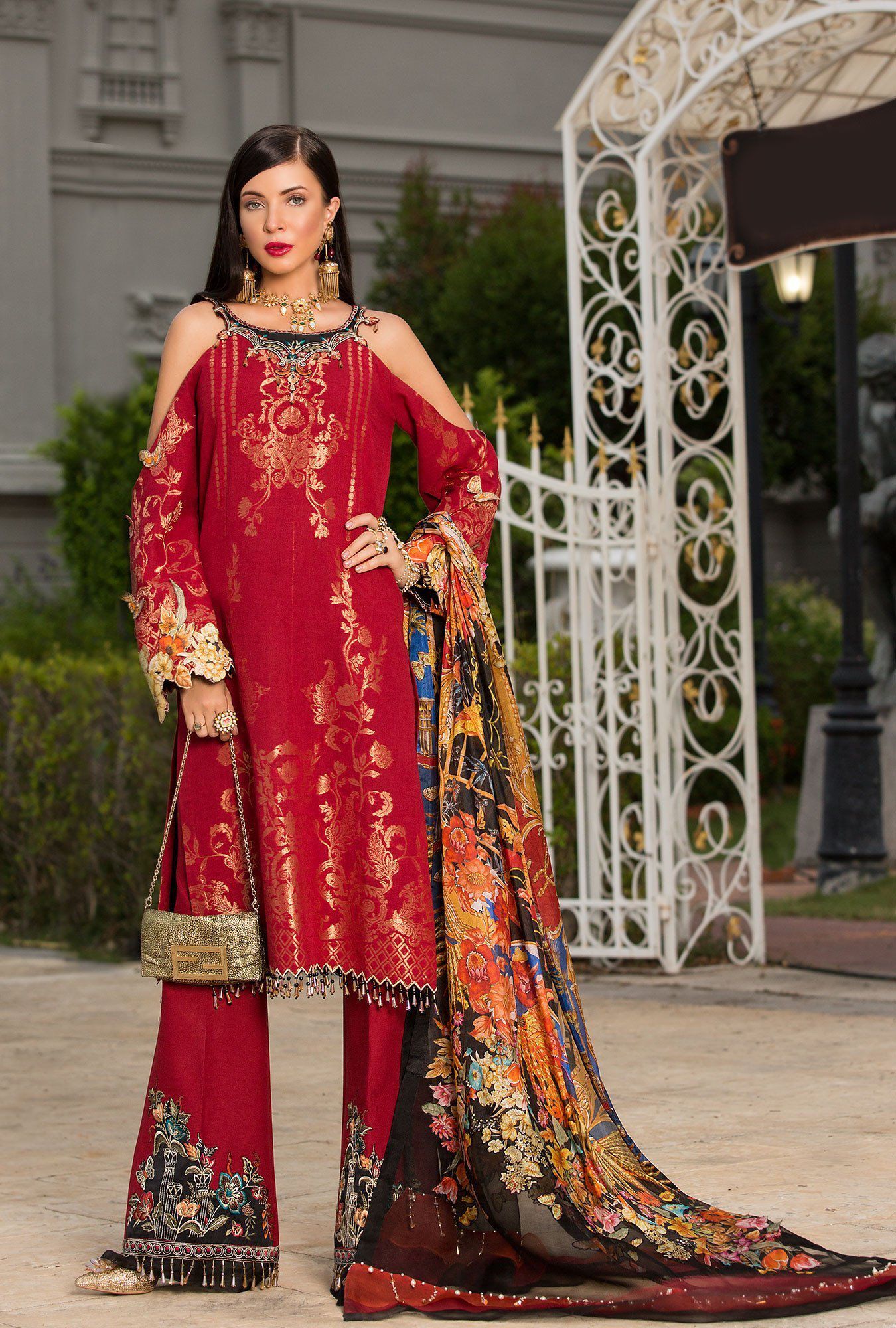 img_noor_lawn_pakistani_suits_awwal_boutique