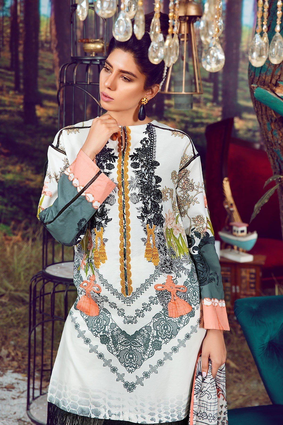 img_gul_ahmed_festive_lawn_collection_awwal_boutique