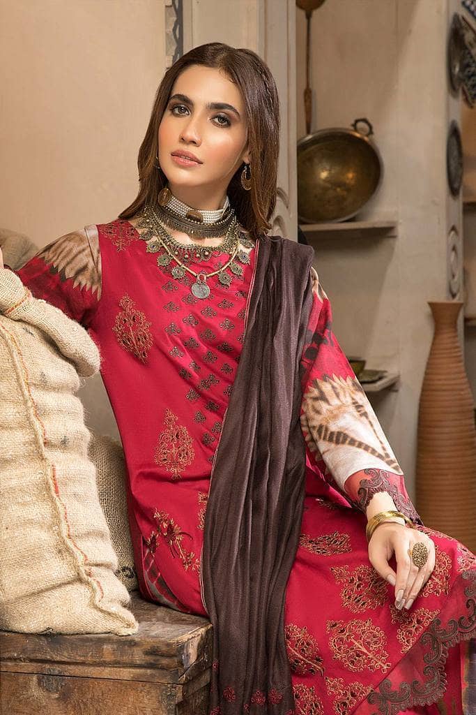 img_charizma_naranji_winter_21_awwal_boutique
