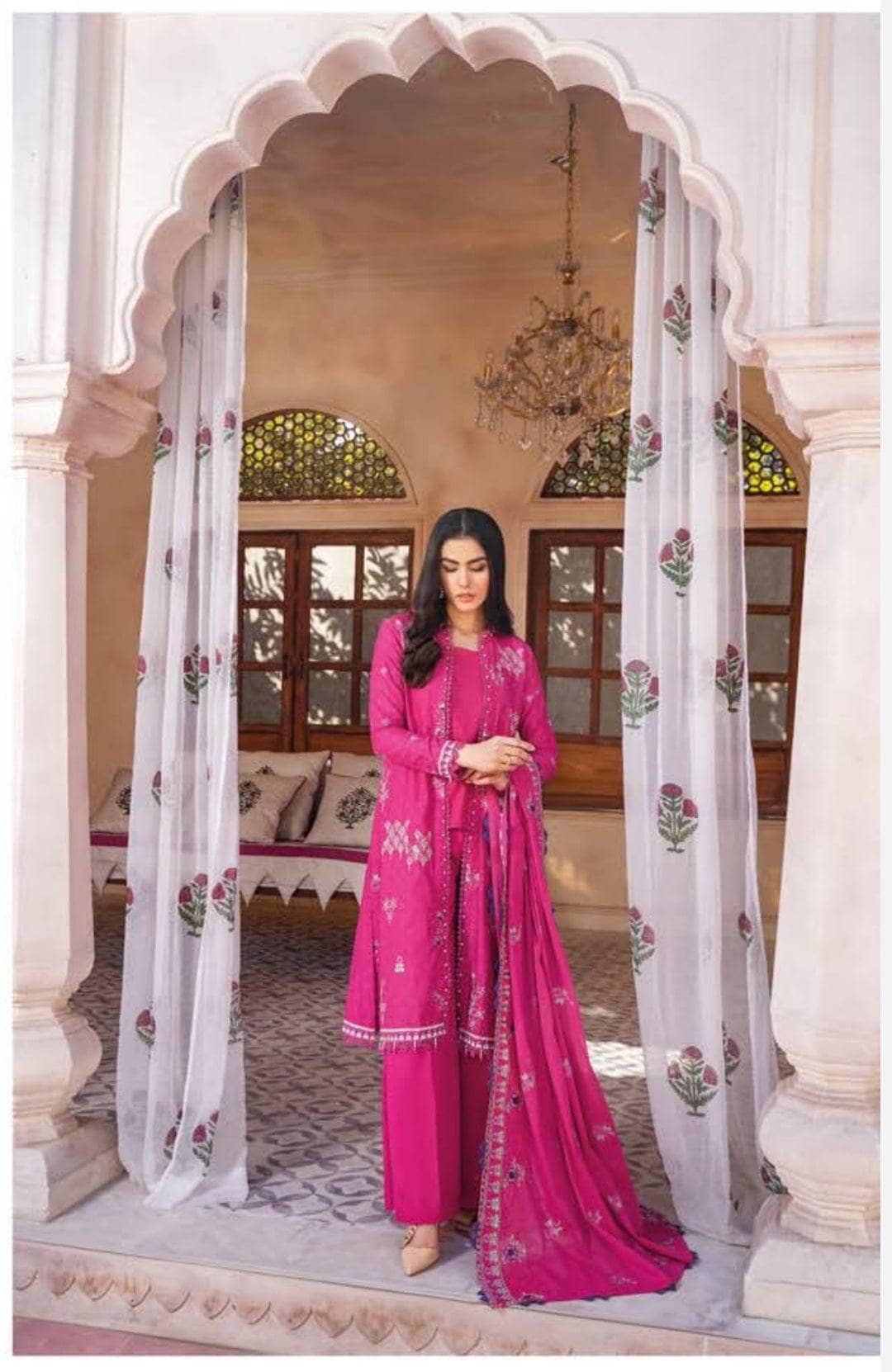 img_gul_ahmed_essentials_23_awwal_boutique