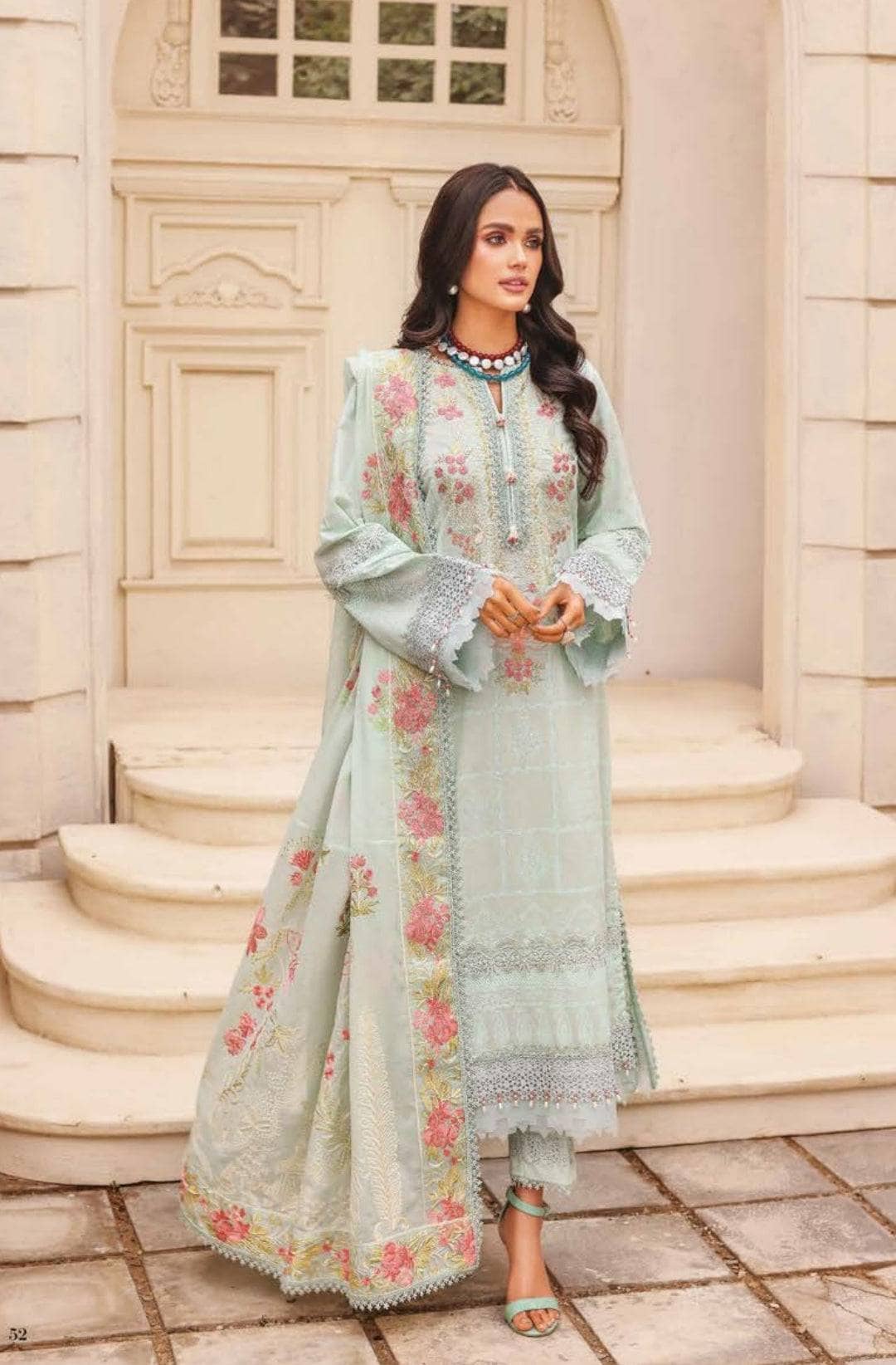 img_gul_ahmed_essentials_23_awwal_boutique