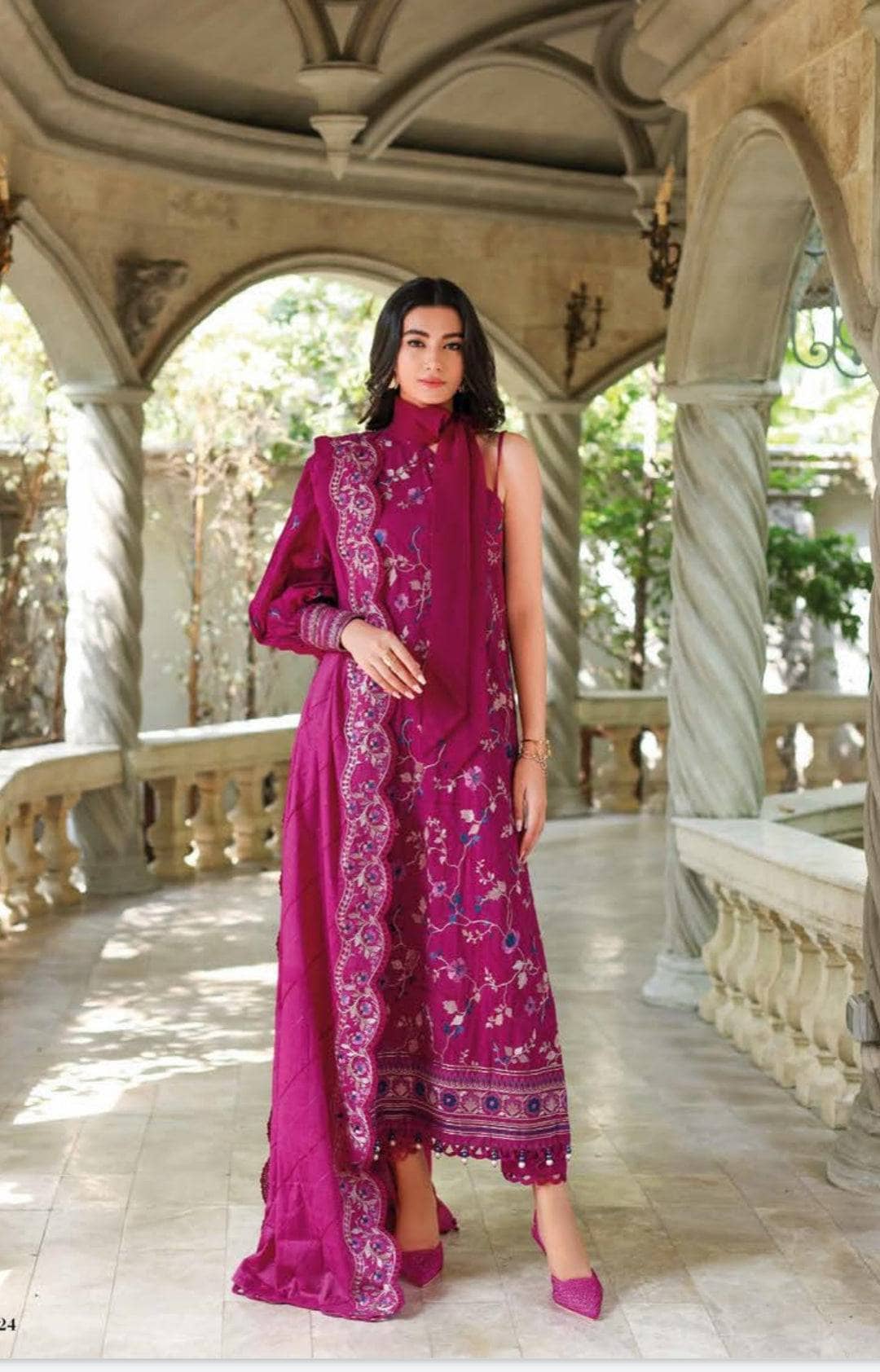 img_gul_ahmed_essentials_23_awwal_boutique