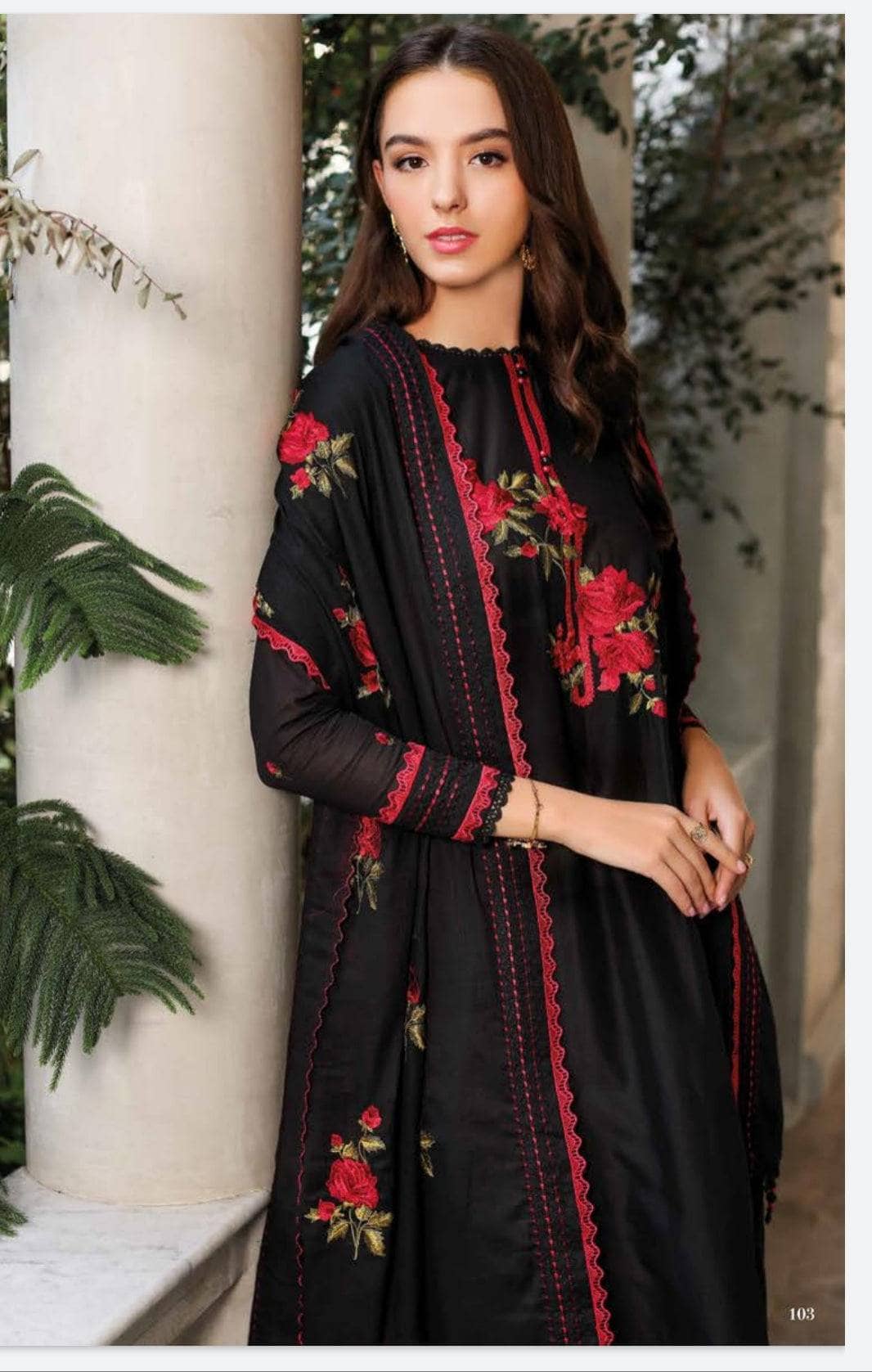 img_gul_ahmed_essentials_23_awwal_boutique