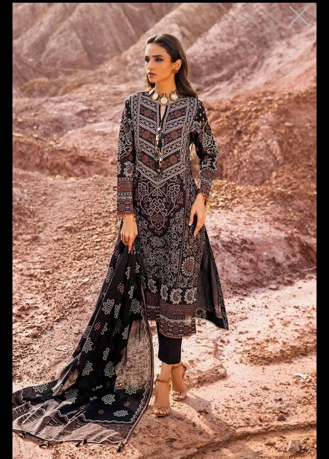 img_gul_ahmed_chunari_lawn_22_awwal_boutique
