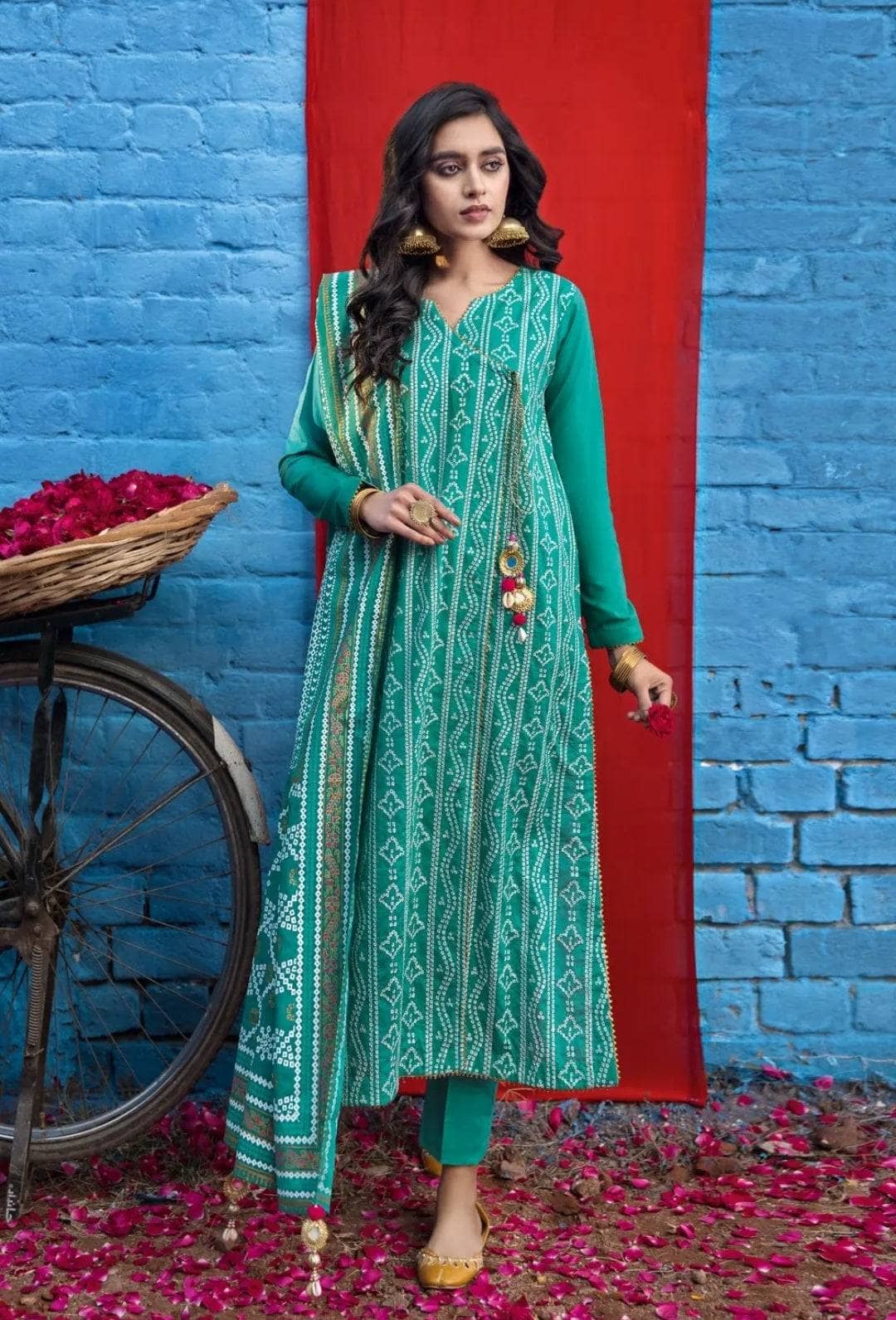 img_gul_ahmed_chunari_lawn_22_awwal_boutique