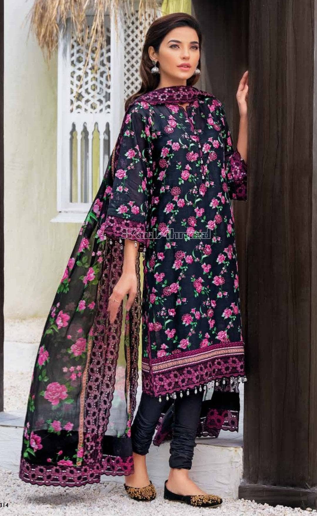 img_gul_ahmed_summer_premium_lawn_2022_awwal_boutique