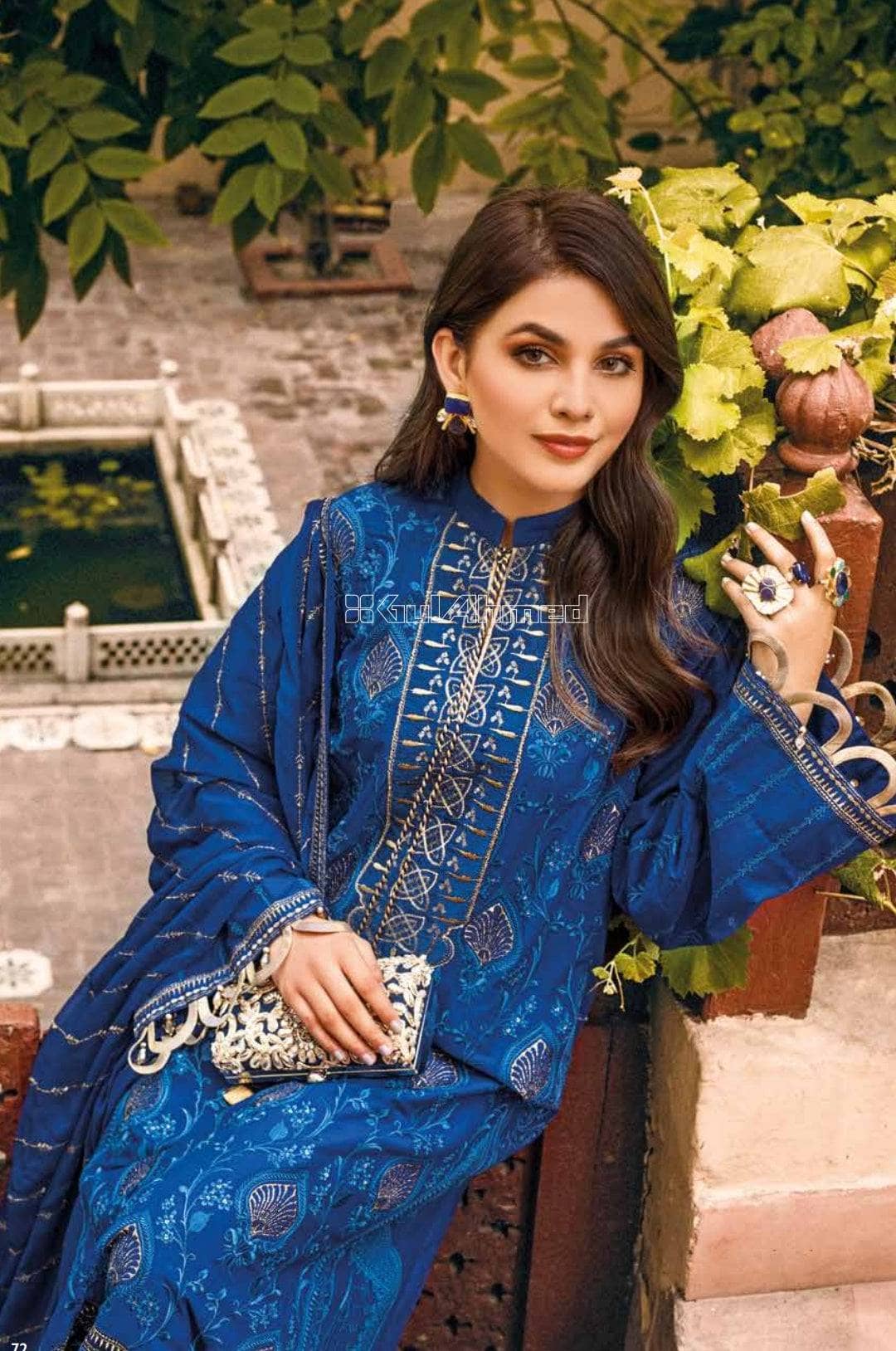 img_gul_ahmed_summer_premium_lawn_2022_awwal_boutique