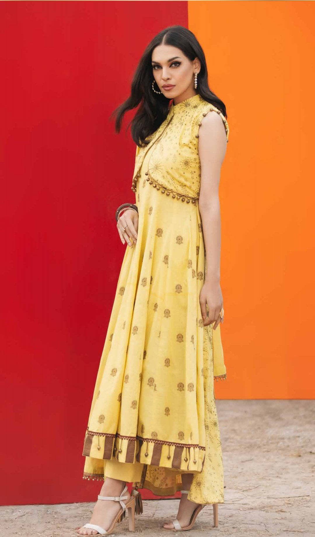 img_gul_ahmed_festive_eid_lawn_2021_awwal_boutique