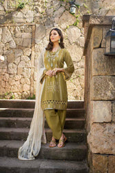 img_gul_ahmed_festive_lawn_collection_awwal_boutique