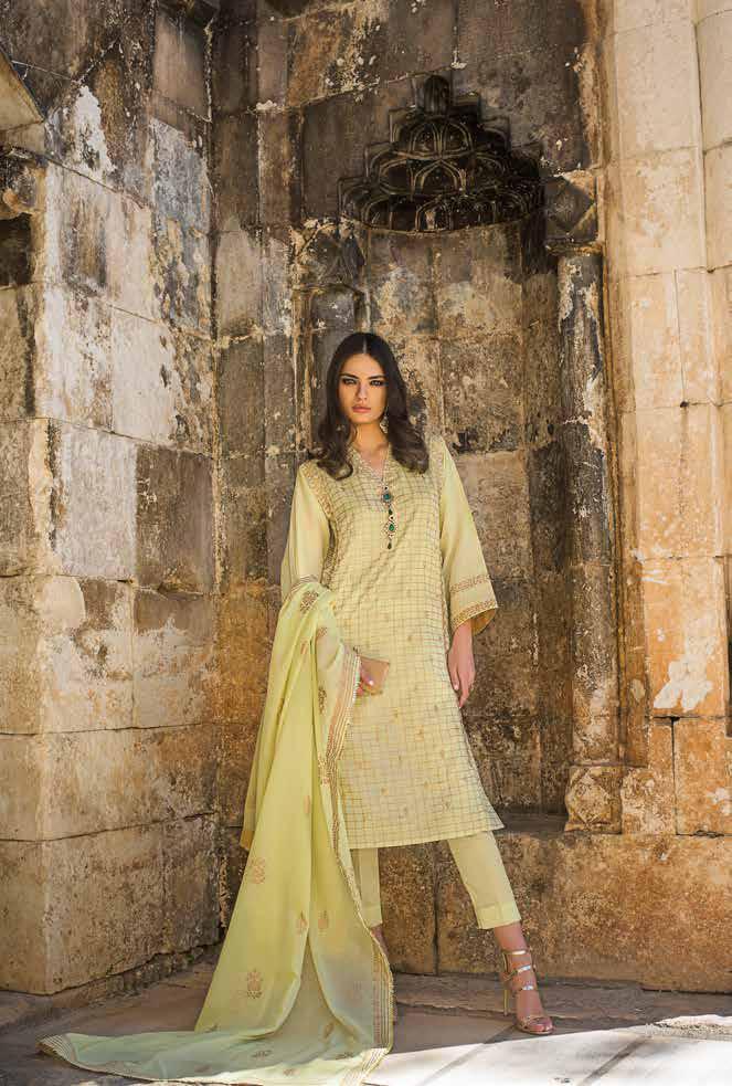 img_gul_ahmed_festive_lawn_collection_awwal_boutique