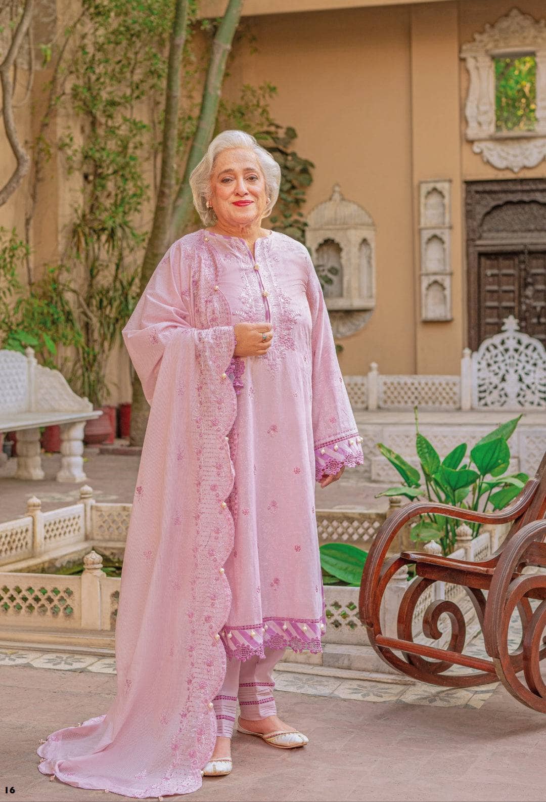 img_gul_ahmed_mothers_collection_awwal_boutique