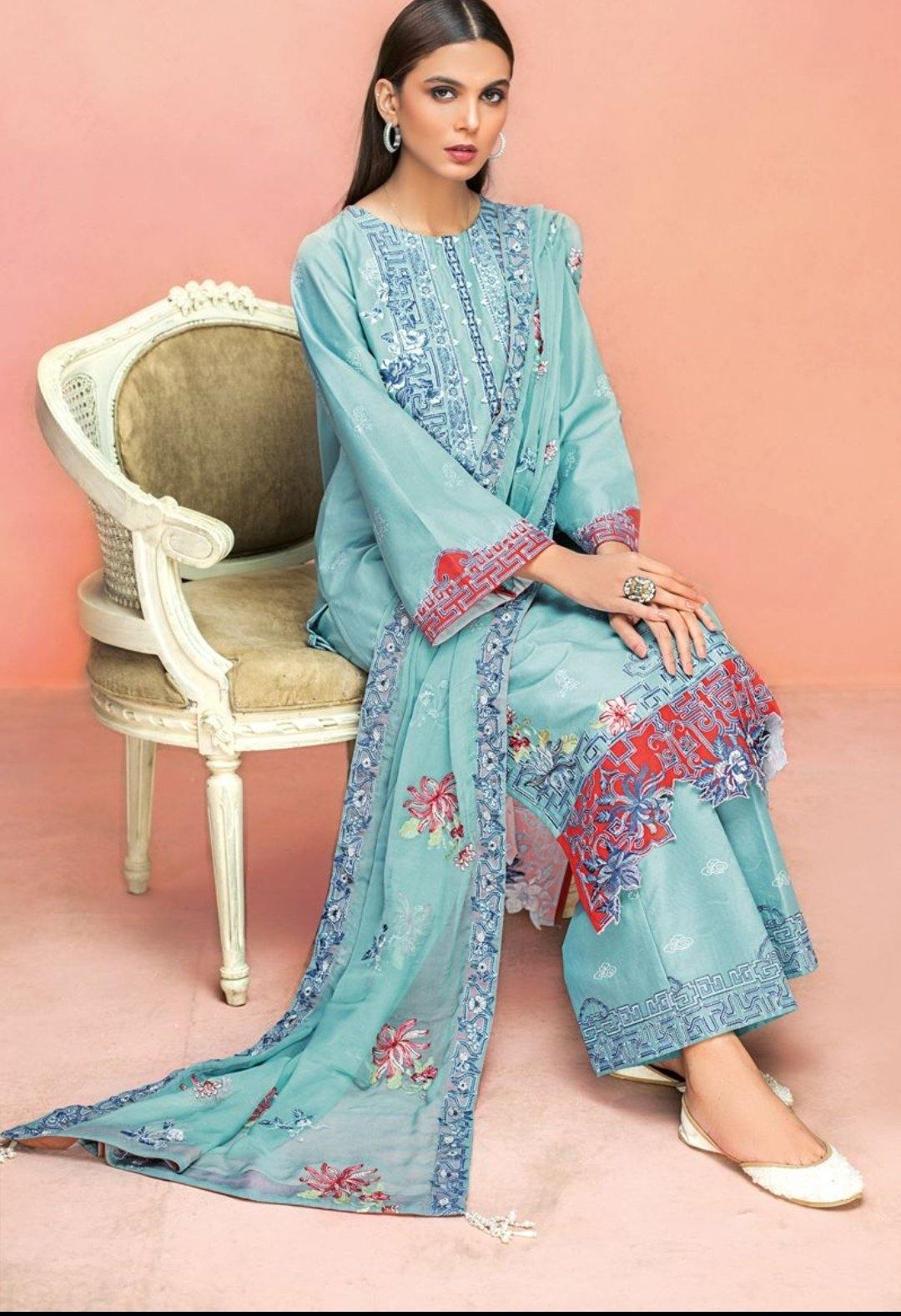 img_gul_ahmed_summer_premium_lawn_collection_awwal_boutique