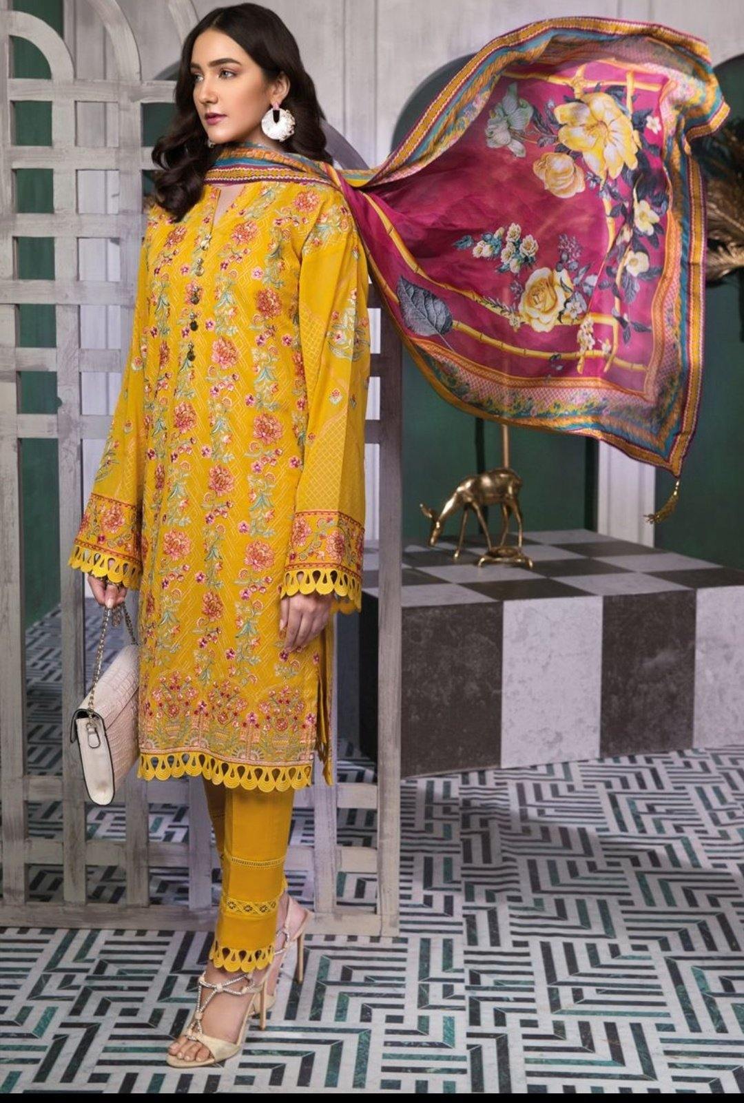 img_gul_ahmed_summer_premium_lawn_collection_awwal_boutique