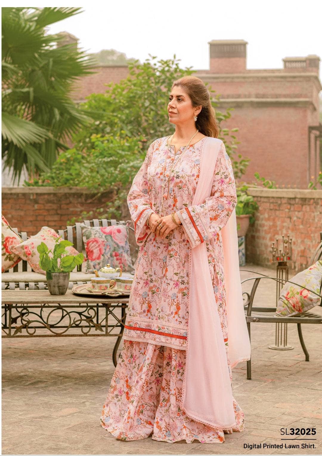 img_gul_ahmed_mothers_collection_awwal_boutique