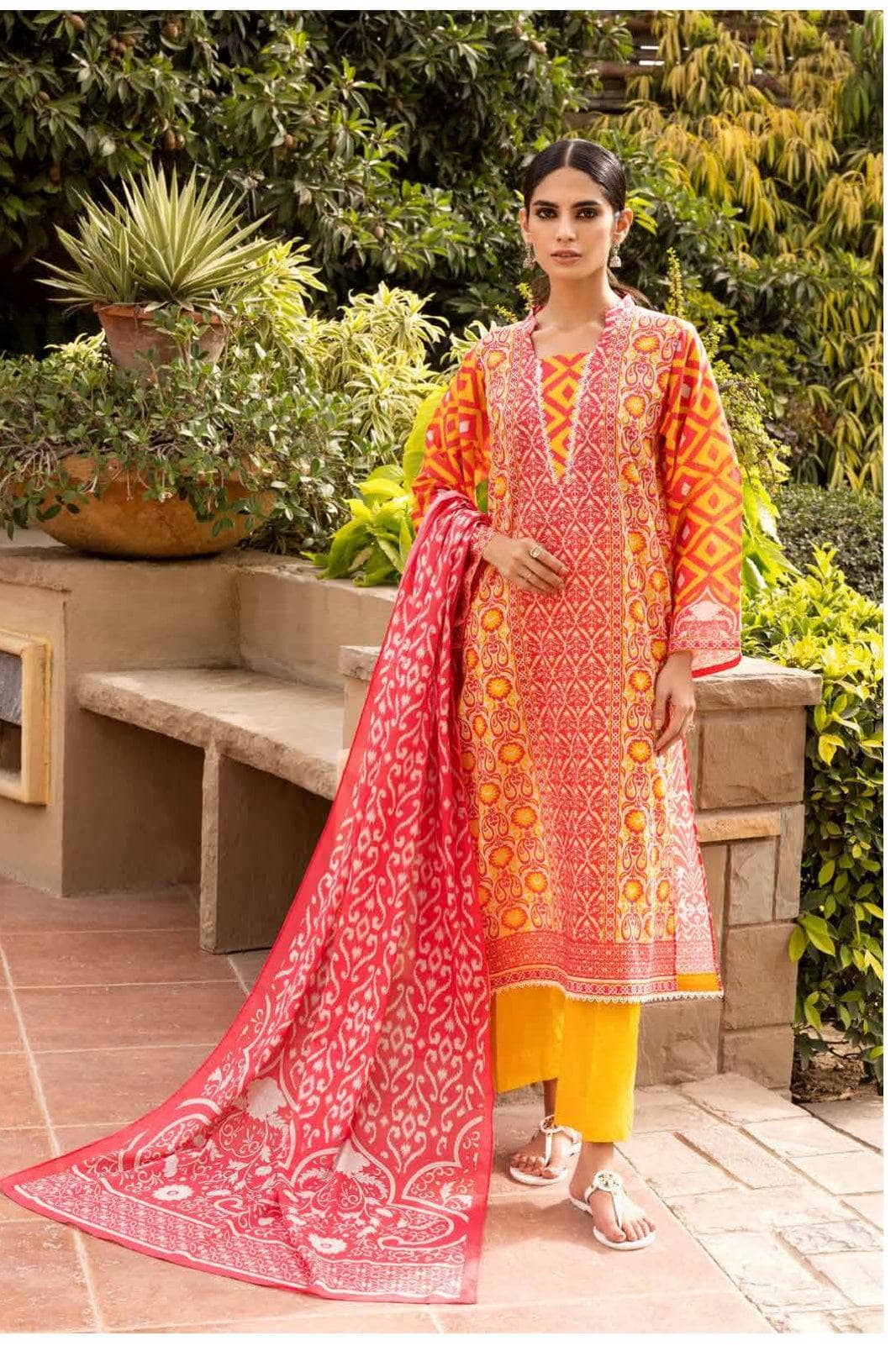 img_gul_ahmed_regalia_awwal_boutique