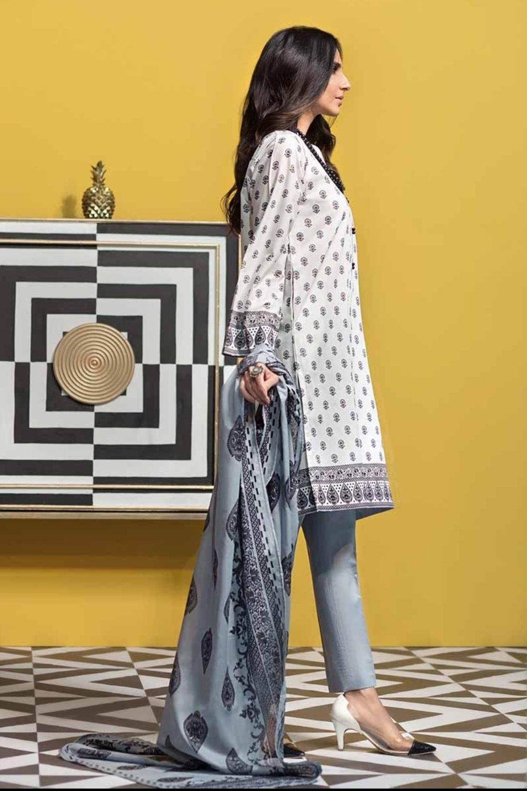 img_gul_ahmed_special_edition_vol_8_awwal_boutique
