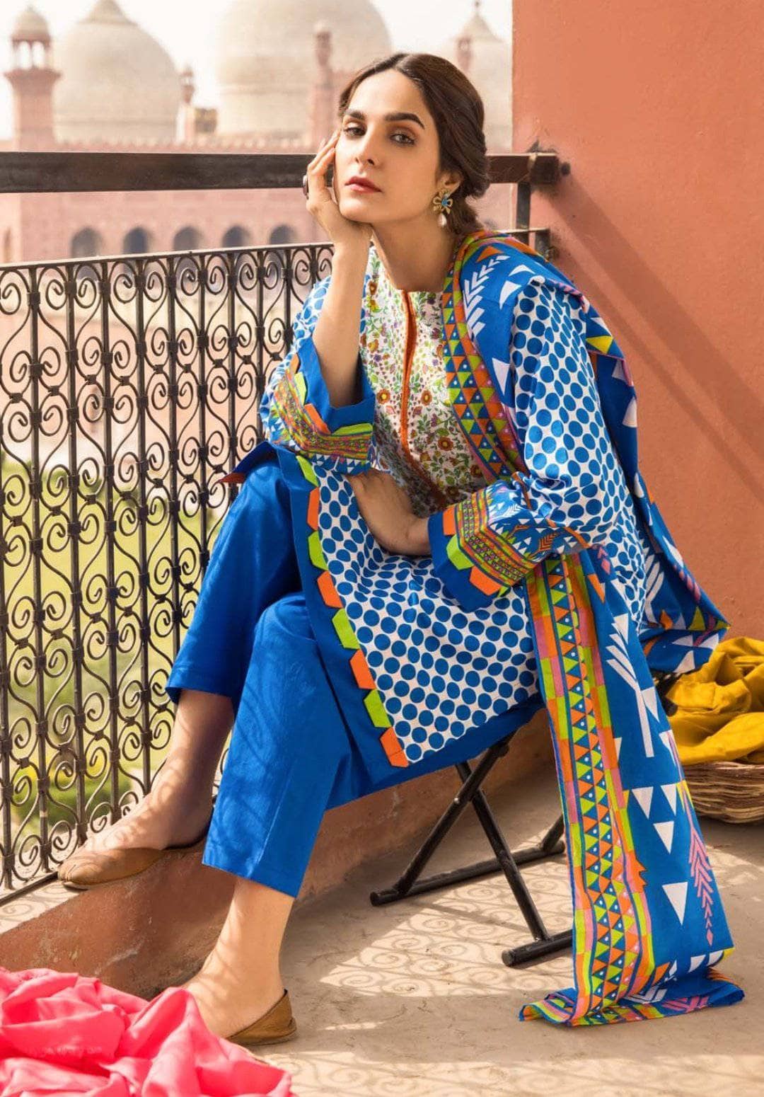 img_gul_ahmed_summer_premium_lawn_collection_awwal_boutique
