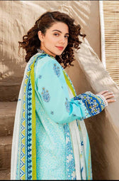 img_gul_ahmed_halla_pottery_lawn_collection_awwal_boutique