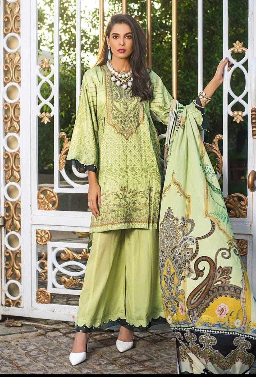 img_gul_ahmed_shaleen_collection_awwal_boutique