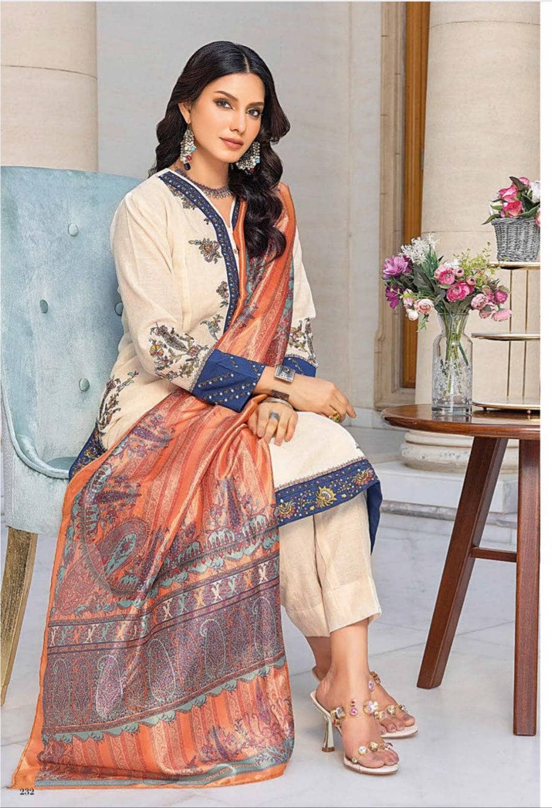 img_gul_ahmed_premium_lawn_23_awwal_boutique