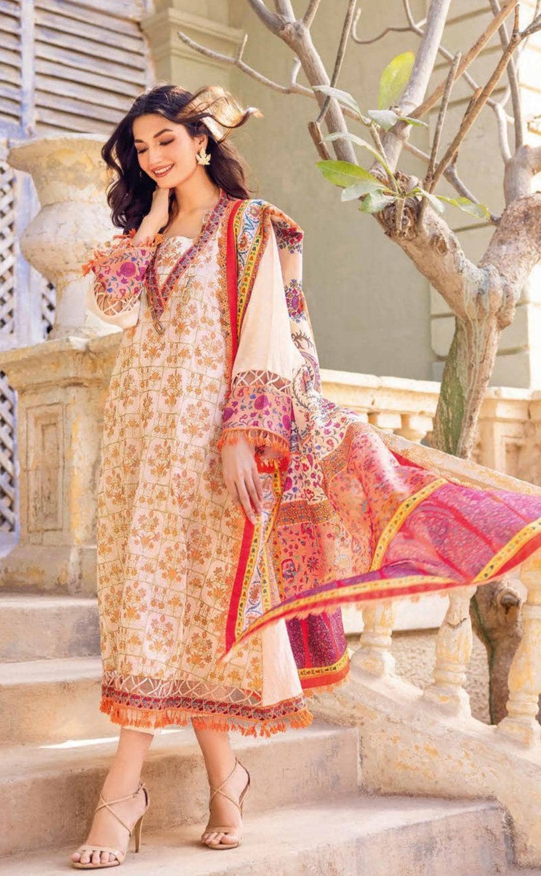 img_gul_ahmed_premium_lawn_23_awwal_boutique