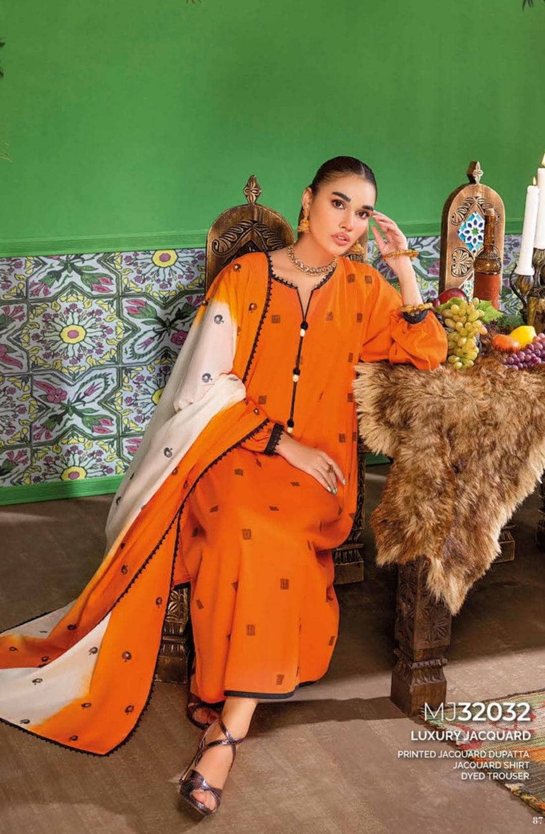 img_gul_ahmed_premium_lawn_23_awwal_boutique