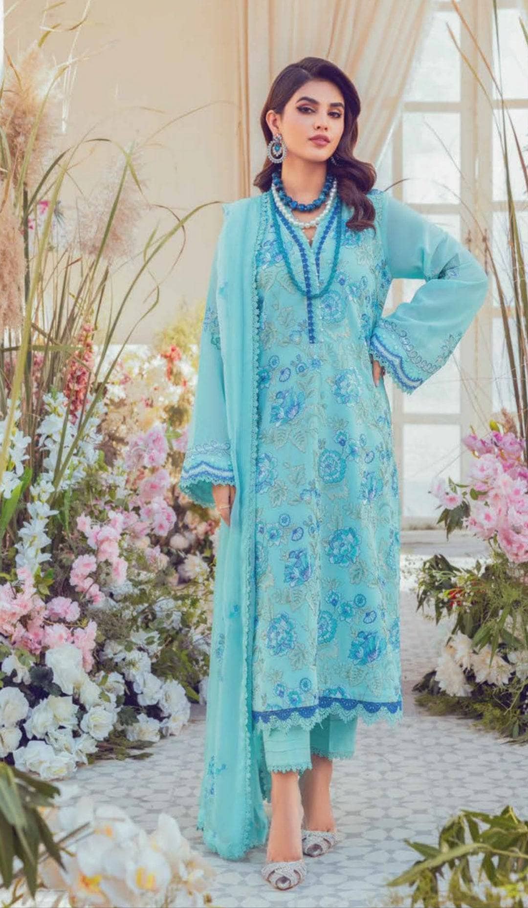 img_gul_ahmed_premium_lawn_23_awwal_boutique