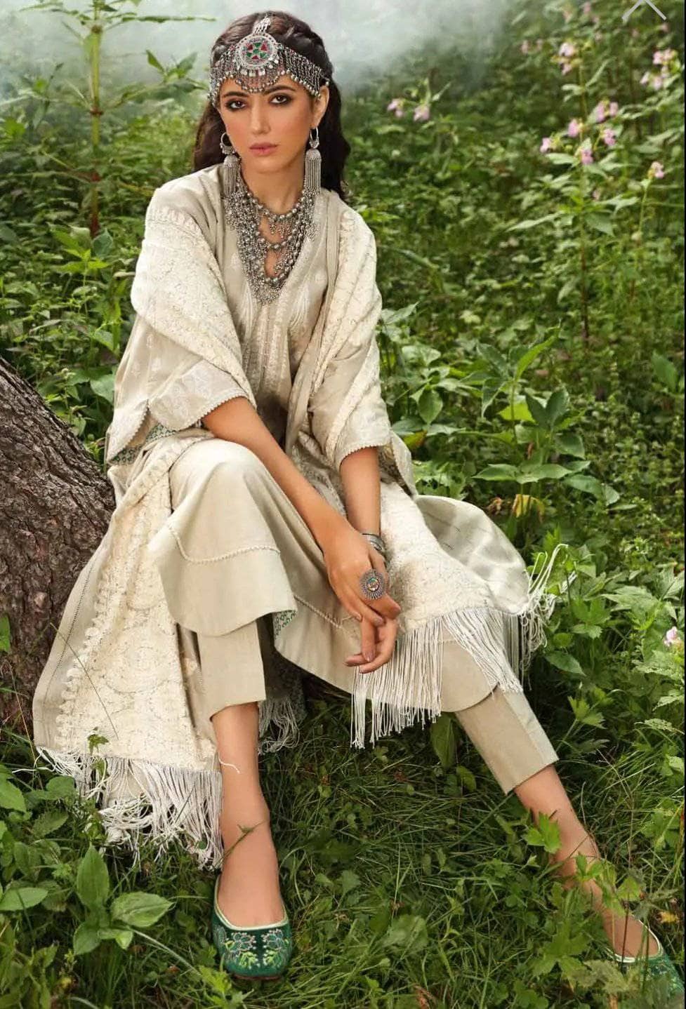 img_gul_ahmed_winter_pakistani_suits_awwal_boutique