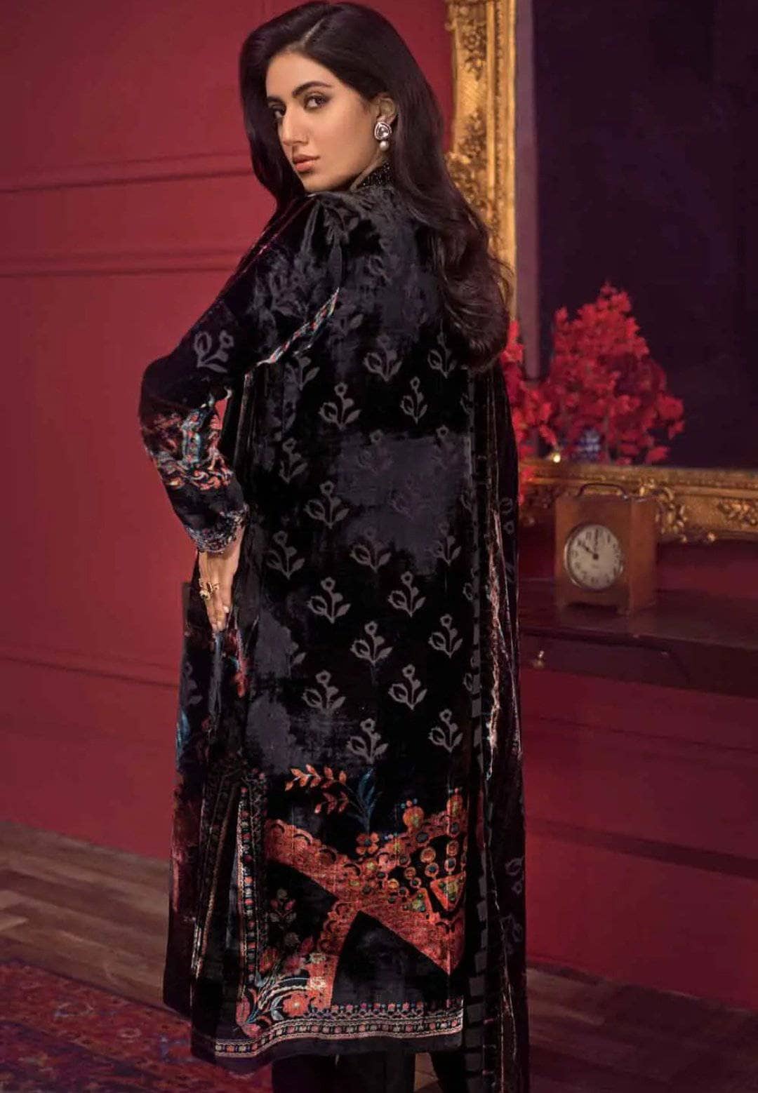 img_gul_ahmed_winter_pakistani_suits_awwal_boutique