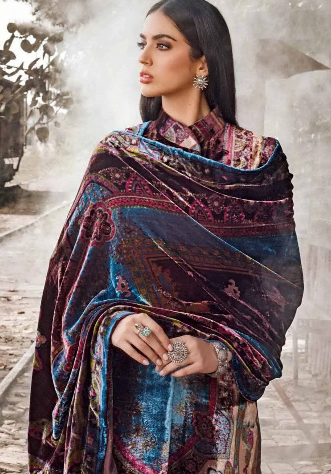 img_gul_ahmed_winter_awwal_boutique