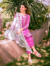 Spotted in Gul Ahmed Luxury/BCT 32/Lawn