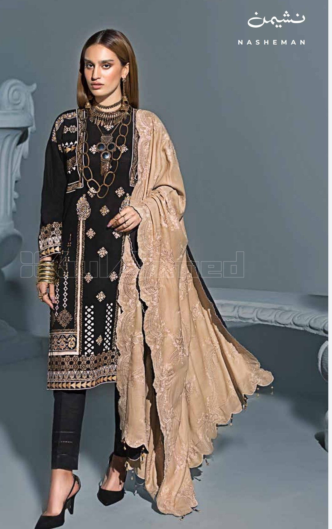 img_gul_ahmed_embroidered_woolen_shawl_collection_awwal_boutique