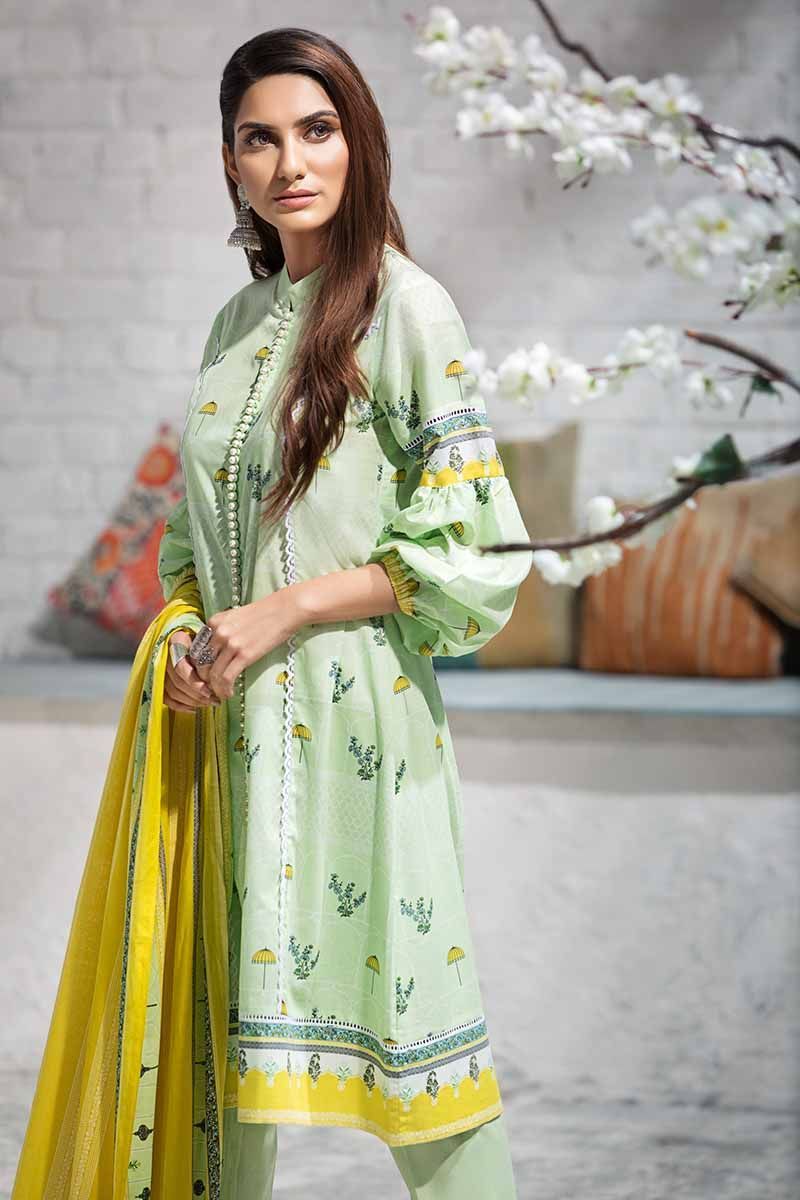 img_gul_ahmed_cambric_collection_awwal_boutique
