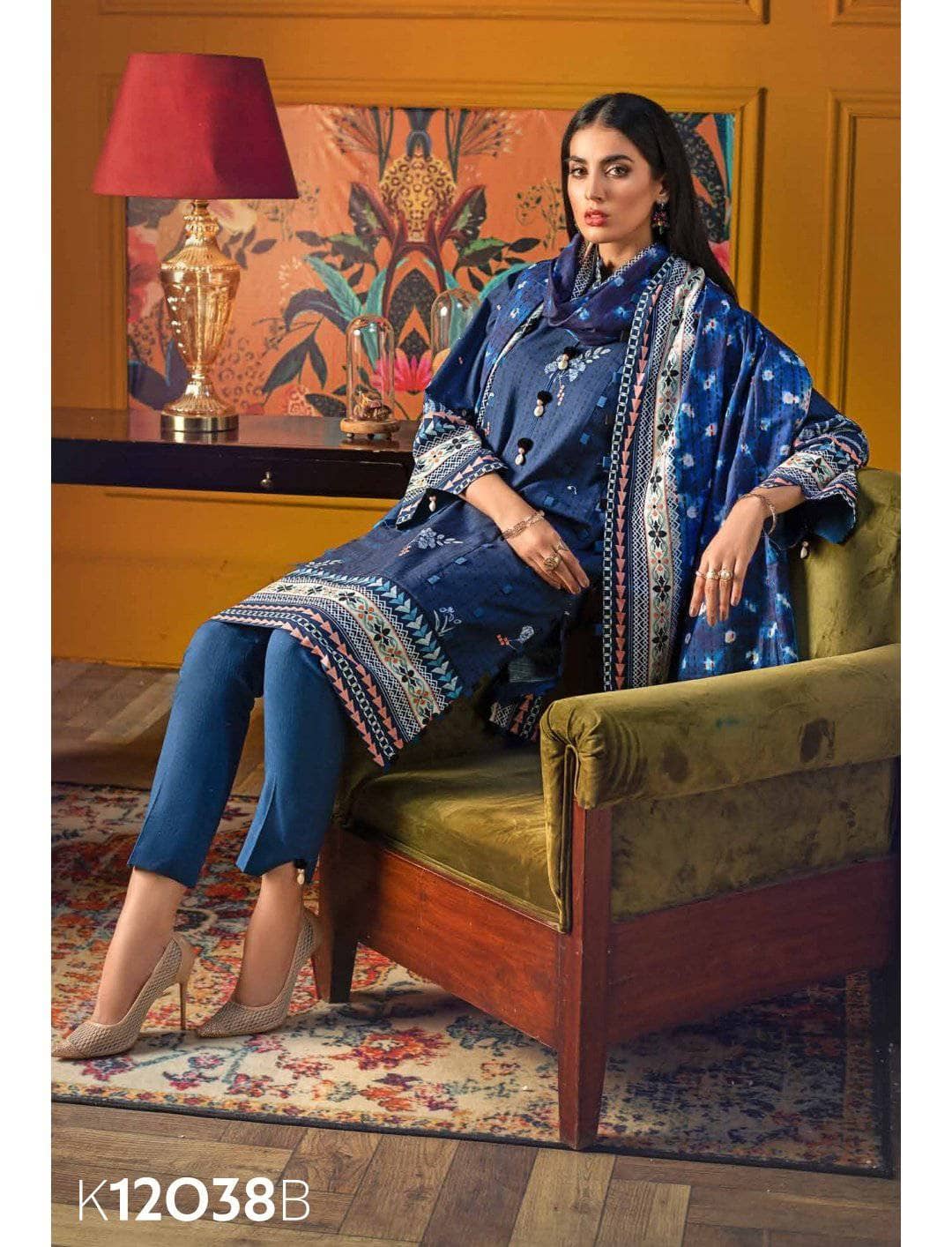 img_gul_ahmed_khaddar_corduroy_fall_winter_awwal_boutique