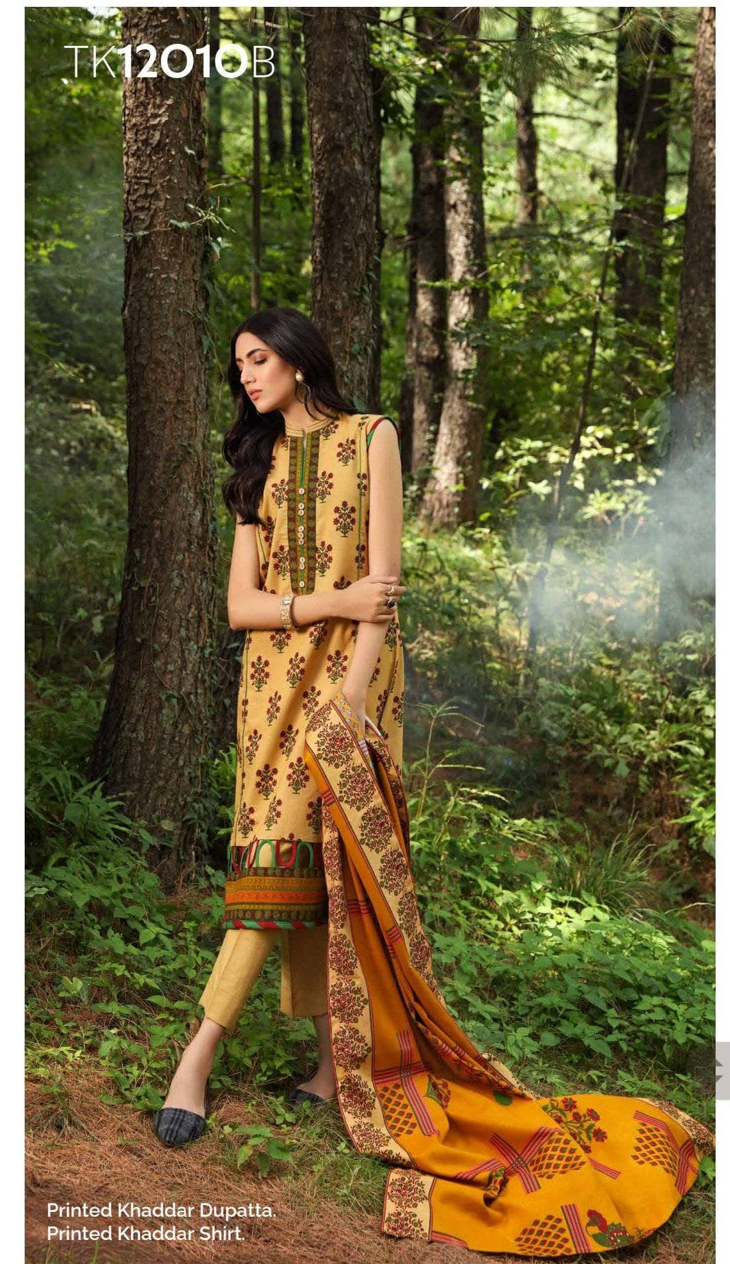 img_gul_ahmed_khaddar_corduroy_pre_fall_awwal_boutique